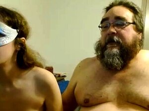 Heiße Amateur-Webcam-Süße masturbiert für ihre Fans