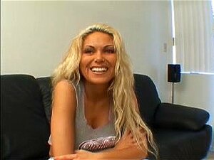 ANNA NOVA AUS DEUTSCHLAND