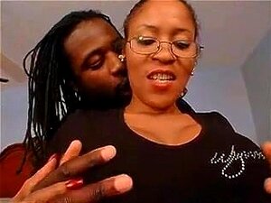 Ebony Rijpere getting geneukt