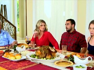 Cory verfolgt die versaute Stiefmutter beim Abendessen