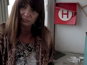 Groot mees Tsjechisch MILF in POV-Real Reloaded-aflevering 122