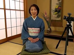Beste japanische Tussi in neuestem HD-JAV-Clip wird deinen Geist