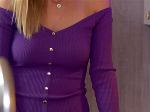 Le plombier répare la MILF blonde Addie Andrews Pipes