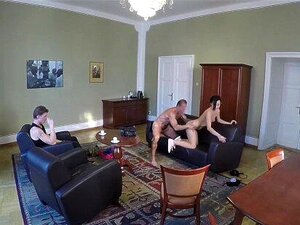 HUNT4K. Рогоња пред дечком за кеш