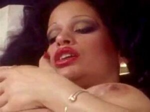 Ванеса Дел Рио се самозадовољава са