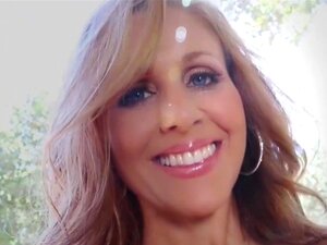 Superstar Milf Julia Ann und Sheer!
