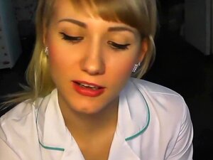 Analer Orgasmus ist eine Krankenschwester und ihr ganzes Gesicht in