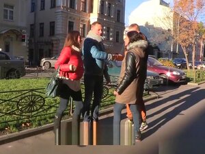 Sexy frische Russen haben einen Vierer, Mary Dee