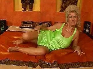 Blondi mummo