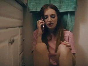 Erlebe Maya, wie sie die erotische Fantasie ihres Freundes erfüllt