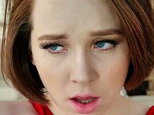 Фрајер свршава по Анином свежем лицу