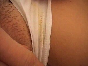 Ihre Höschen lecken und eine schwarze Höschen-Fantasie