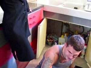 Verzweifelte französische Hausfrauen. Verzweifelte französische