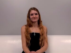 Blond Lenka lockande Audition