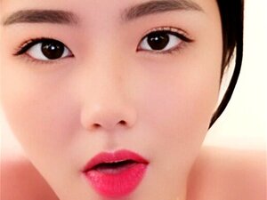 Tauche ein in die exotische Anziehungskraft einer verführerischen