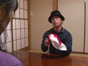 Fantastische Japanse meid Kyouko Maki in ongelooflijke grote tieten,