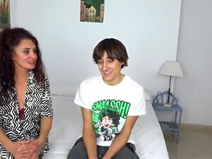 Tauche ein in ein Lustabenteuer, bei dem Zazel einen gut bestückten