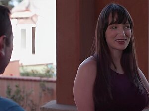 Delphine Films- Vollbusige Studentin Lexi Luna verführt Ihre