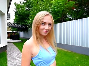 Jenny Wild wird gründlich auf eine ordentliche Creampie-Füllung