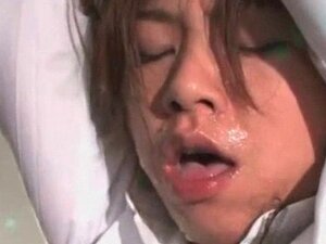 Слатка Азијаткиња добија трљање