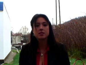 Vägkanten Doggy, Lucie och Robert träffades vid ett stopp