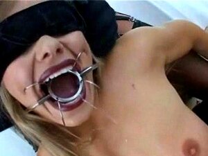 S & M Stimulierende Frau In Fetisch Spandex Perversion