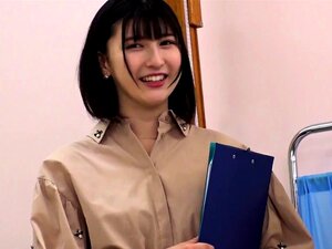 Japanischer Gruppensex mit Muschilecken und Ficken