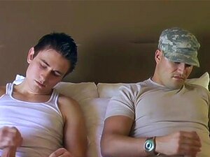 Bryce & Ryan Military Porn Video. 'Also, wie lange sagst du, dass du