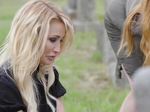 Jessica Drake und Jessie Lee - lesbisch - blond - brünett -