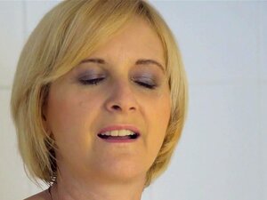 Unglaubliche Pornostars Rob, Malia Anni in Best Natural Tits, Omas