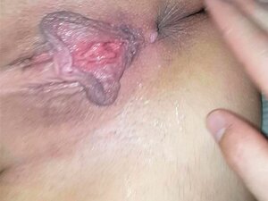 Erlebe unsere versauten Huren und lass dich von ihnen in pure Lust