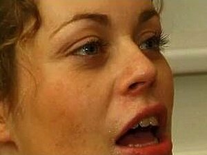 FRANZÖSISCHES CASTING 14 blonder haariger Anal in einer Küche