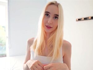 Fit18-Shinaryen-Slender Cutie goudharige Nordic Fitness Model krijgt