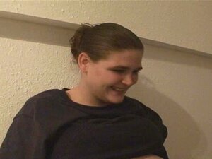 Große ol-tittige Nutte saugt mein Sperma aus