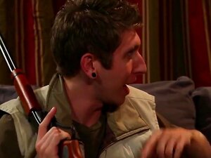 Polttava enkeli blondi Emo Eden Von Sleaze pannaan kovaa,