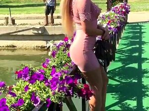 Elena - göttlich schöne und sexy serbische MILF (1)