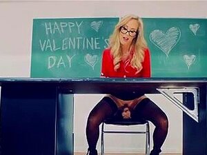 Happy Valentinstag von Brandi Love
