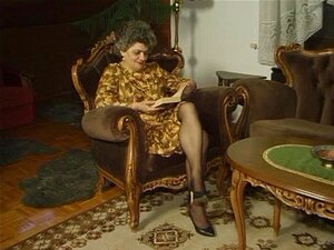 JuliaReaves-XFree - Geil Ab 60 Teil 02 - Szene 2