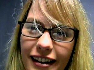 Erlebe die verführerische Rückkehr von Tracy, der Göttin der