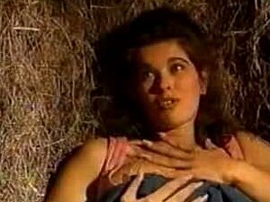 Erlebe die sündige Leidenschaft von Angelica Bella in einem