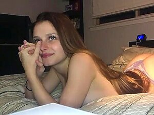 Meine Freundin ist gerade 18 geworden, jetzt ficke ich sie wie ein