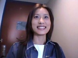 Egzotična japanska cura Ryoko Mitake u nevjerojatnoj velikoj sisi,