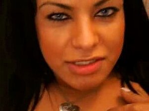 Ingrid Lemos Italiaans shemale masturbatie en sperma