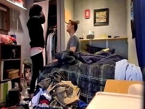 Hausgemachtes Video von einem Paar, das zu Hause fickt, schau dir das