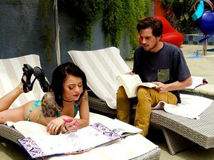 Stiefmoeder Isis Love verleidt Holly Hendrix BF. Stiefmoeder Isis