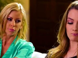 Die geile Alexis Fawx wollte in verschiedenen Engeln gefickt werden