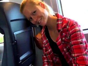 Dopustite sebi da se prepustite zavodljivoj privlačnosti prelepe