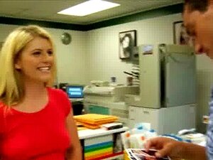 Sexy wilde Tussi wird dafür bezahlt, gefickt zu werden 29