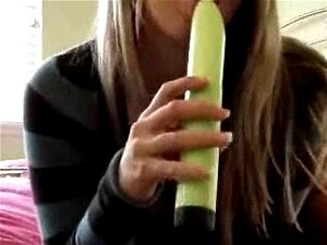 Blondine mit großen Titten