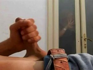 Iskusite neodoljivu privlačnost ovih bujnih lepotica u ovom vreloj